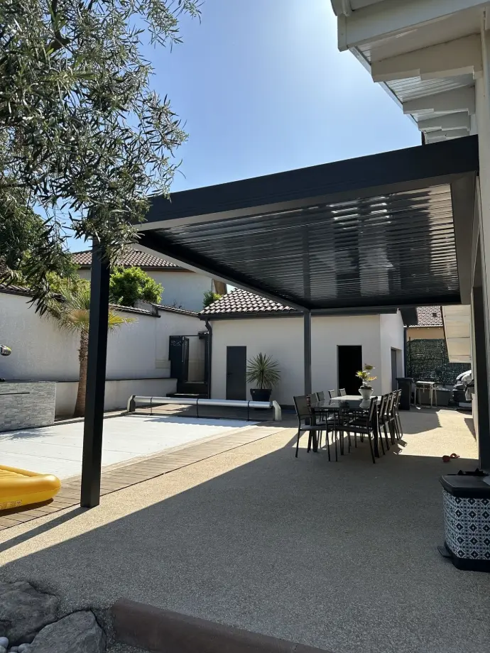 Pergola bioclimatique