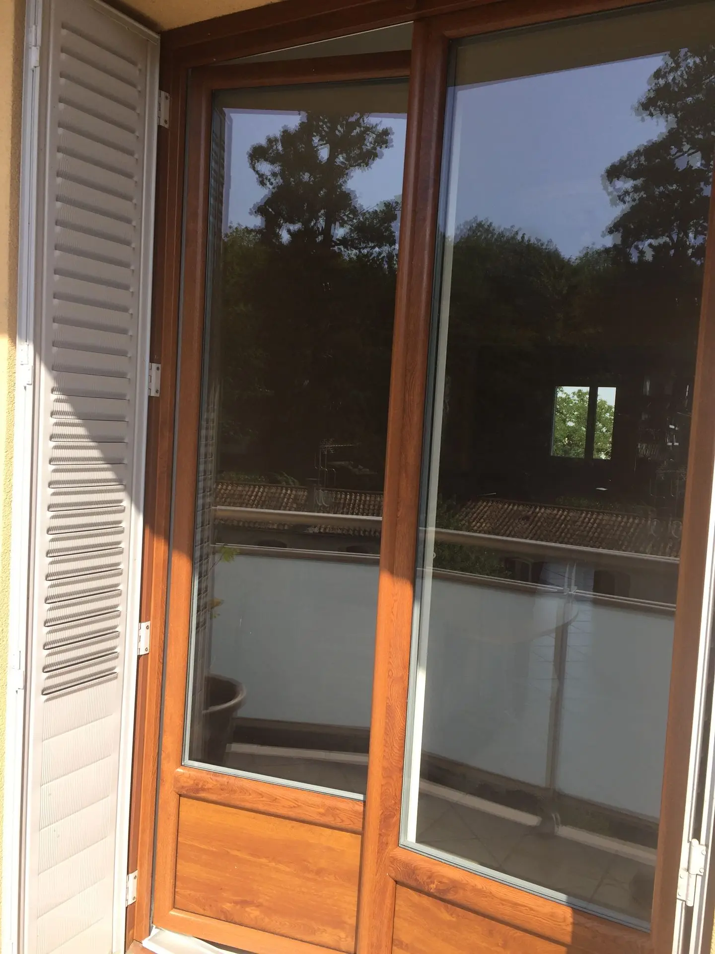 Fenêtres aluminium pvc isolation thermique et phonique finitions coulissante battante