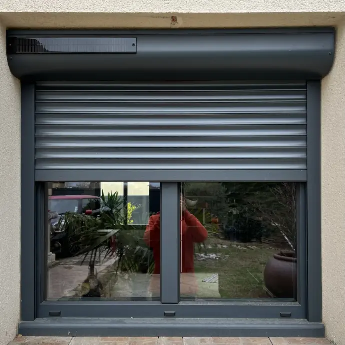 Volets aluminium pvc automatique isolation thermique et phonique baie coulissante battante