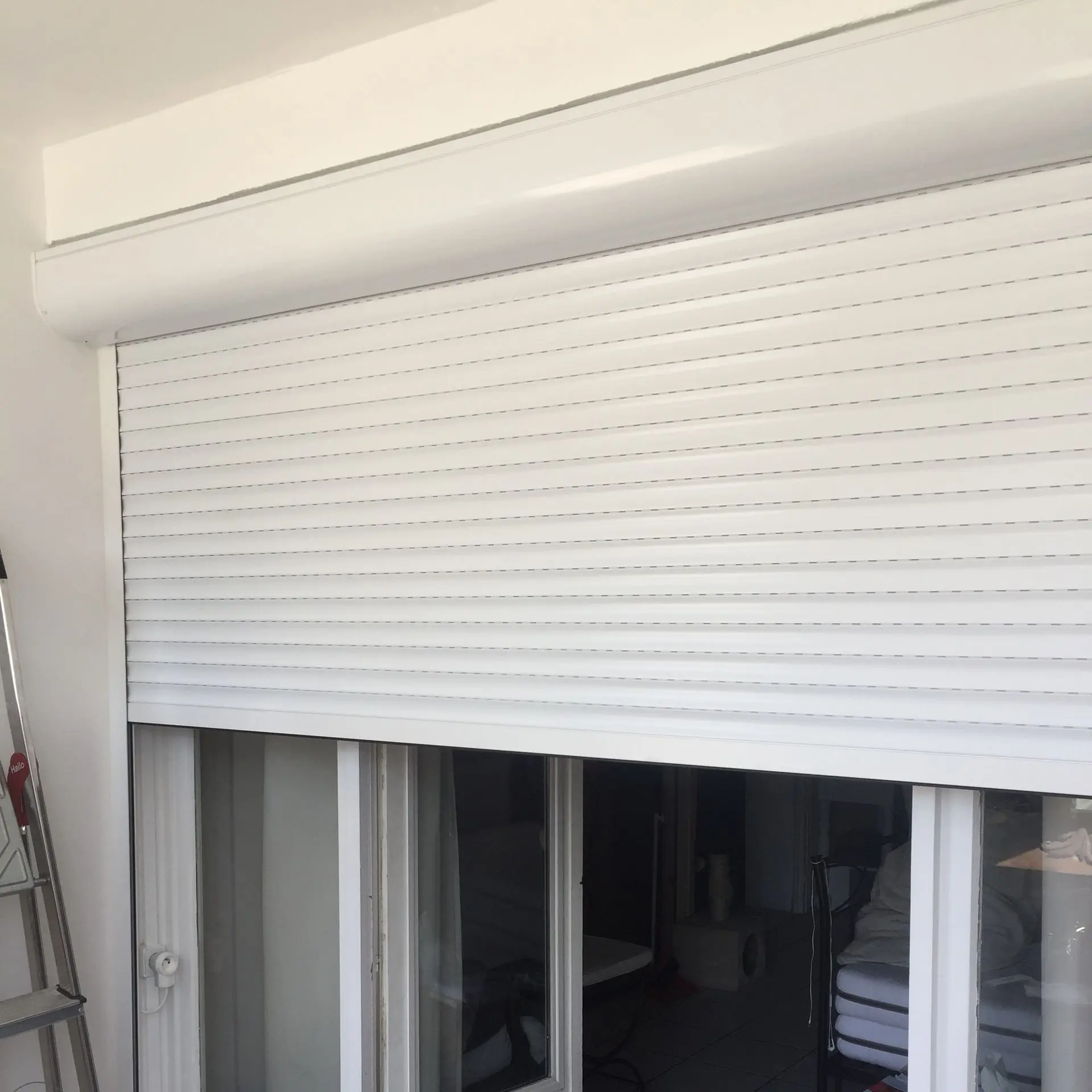 Volets aluminium pvc automatique isolation thermique et phonique baie coulissante battante