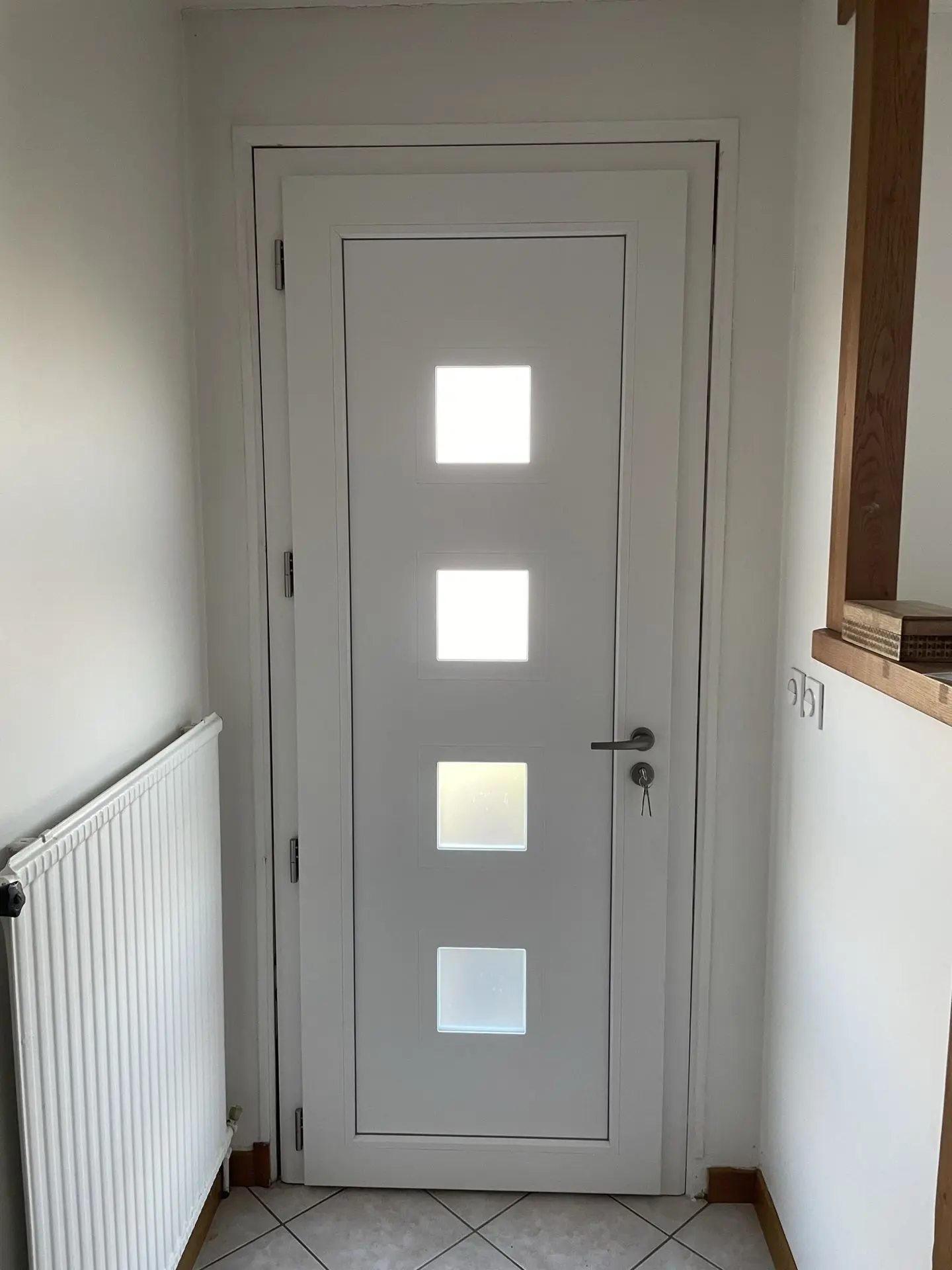 Porte d’entrée aluminium acier sécurité renforcé finition grande hauteur pivot coulissante