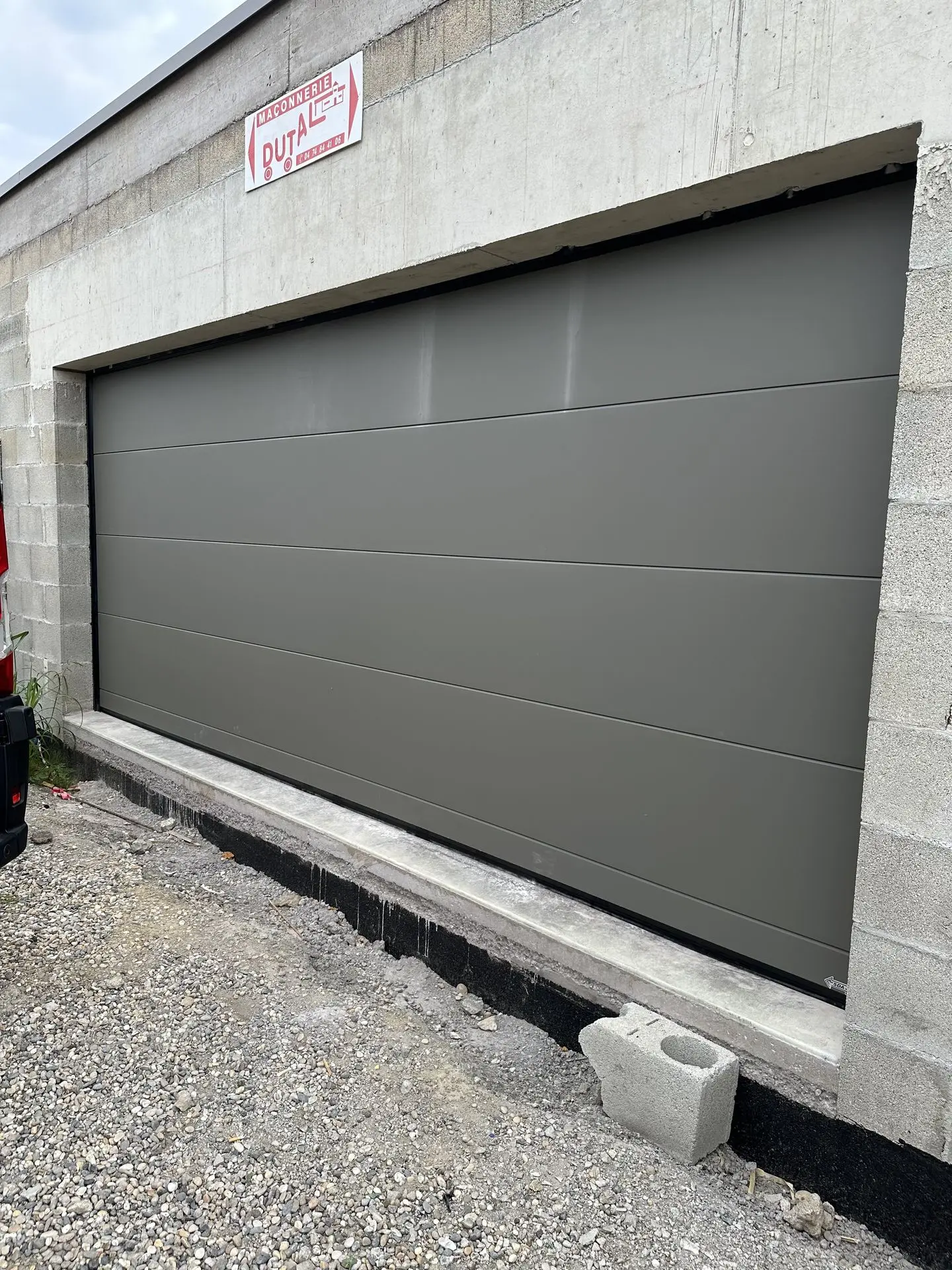 Porte de garage sur mesure aluminium acier sécurité enroulante automatique motorisé